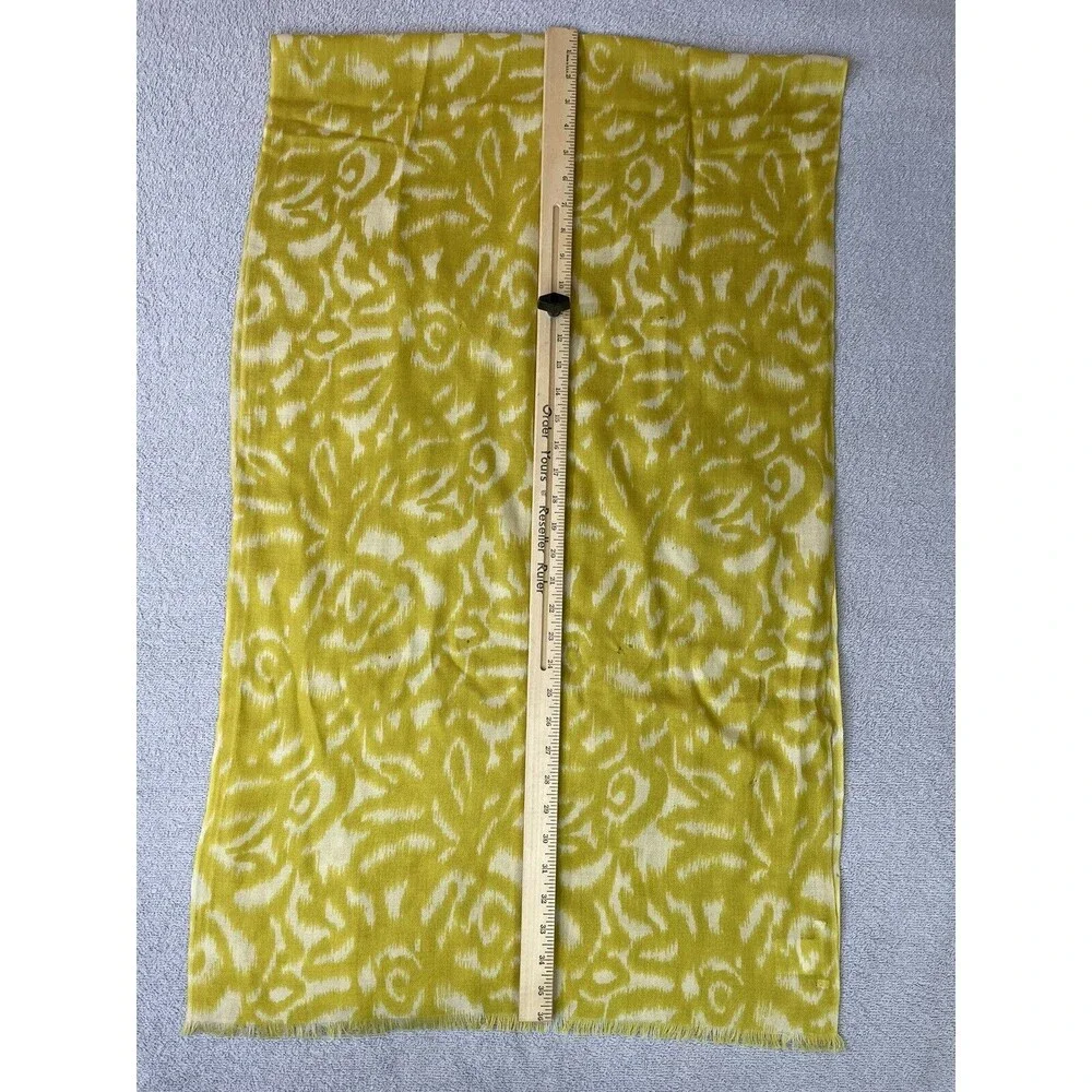 Boden Wool Scarf Women’s One Size 72 in x 22 in Yellow / Cream Abstract Design